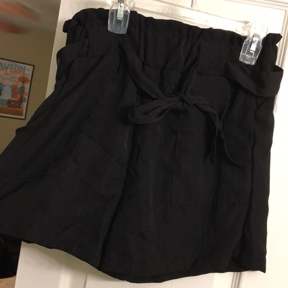 Black linen shorts